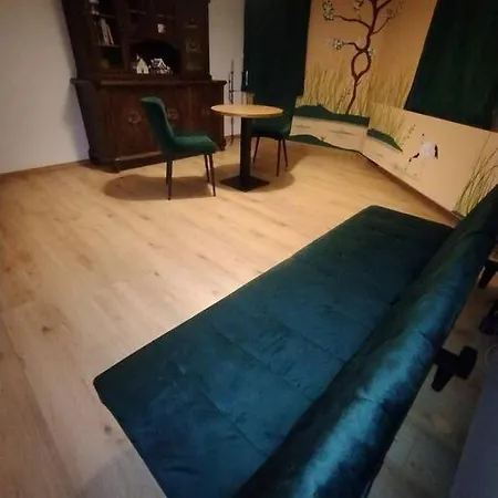 Zentrumsnah Hochwertig 아파트 *